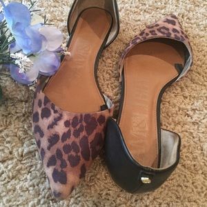 💥DONATING SOON💥SAM & LIBBY leopard flats